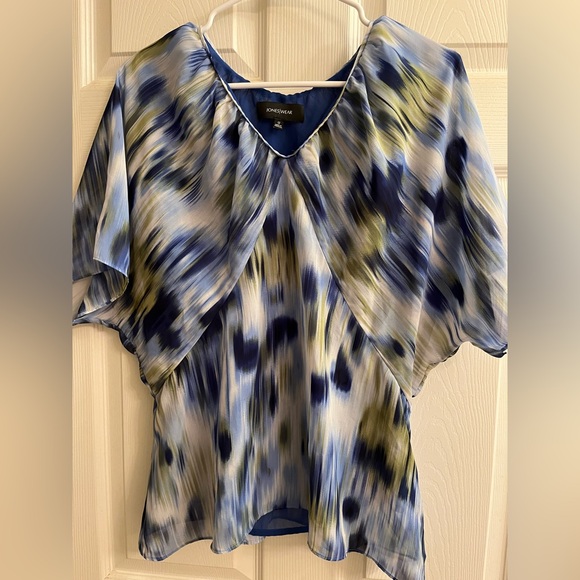 JONES WEAR~ABSTRACT BLUE BLOUSE~12 - Picture 1 of 7